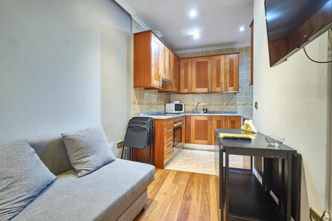 Apartamentos Madrid Atocha Buitenkant foto