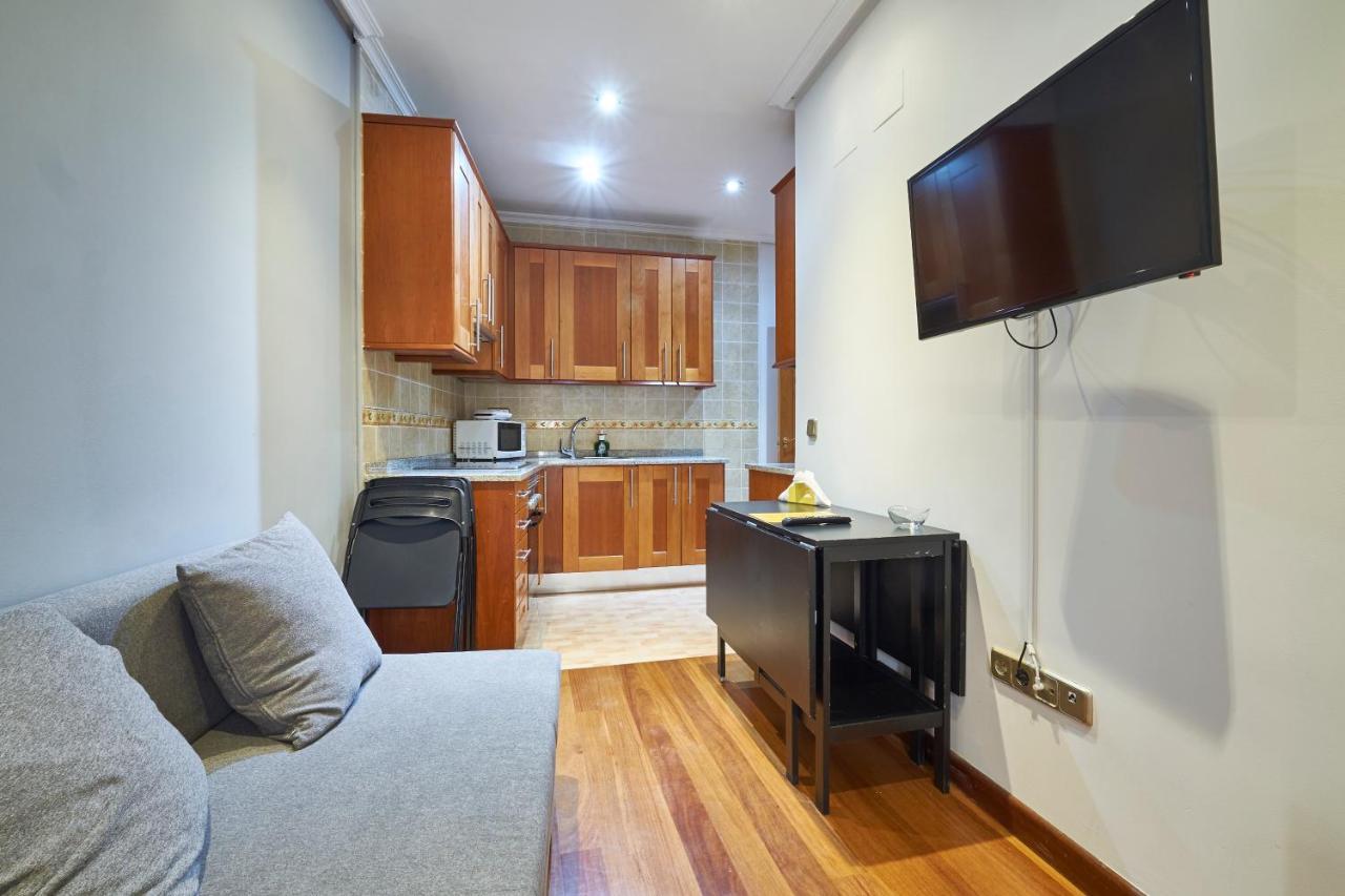 Apartamentos Madrid Atocha Buitenkant foto