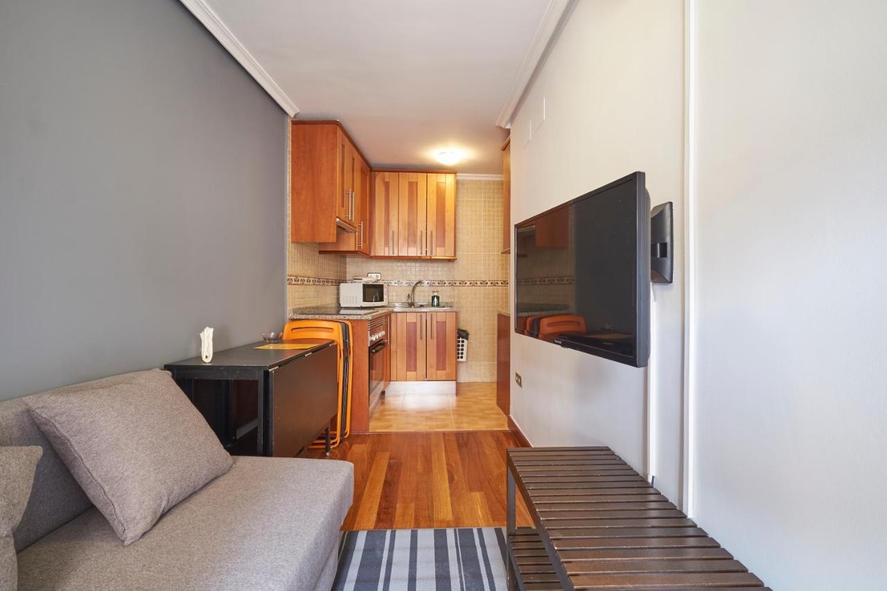 Apartamentos Madrid Atocha Buitenkant foto