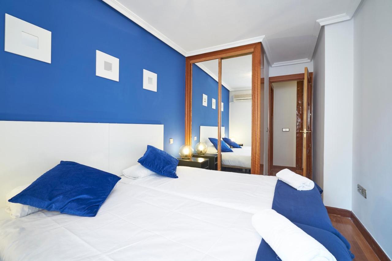 Apartamentos Madrid Atocha Buitenkant foto