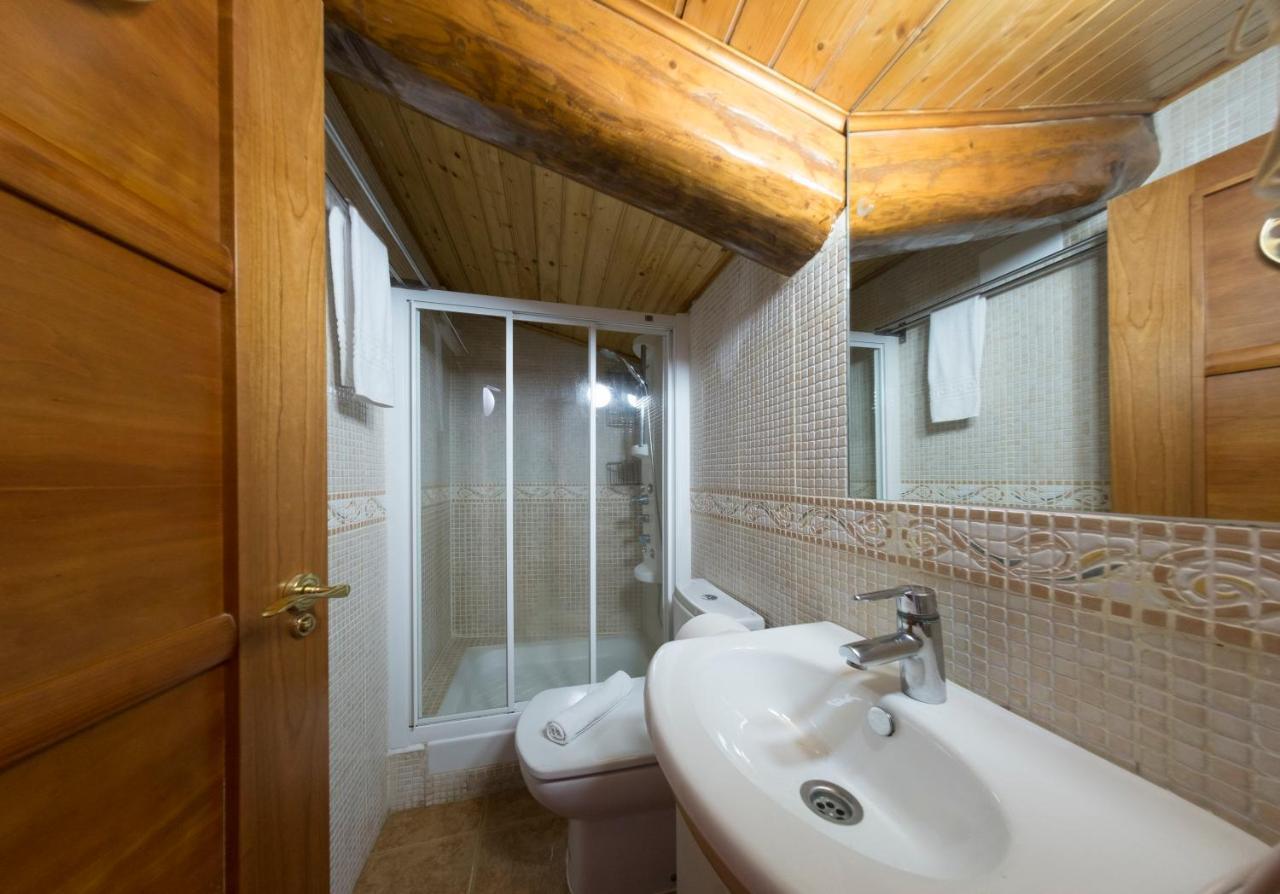 Apartamentos Madrid Atocha Buitenkant foto