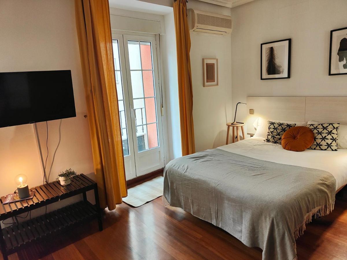 Apartamentos Madrid Atocha Buitenkant foto